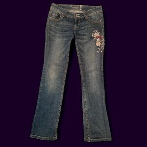 Vintage American Rag Low Rise Bootcut Embroidered Jeans ~ Size 7
